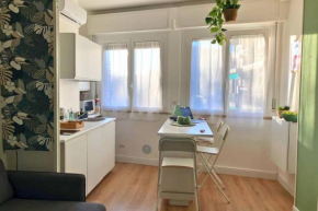 Design Moderno:Monolocale Spazioso vicino Metro M2